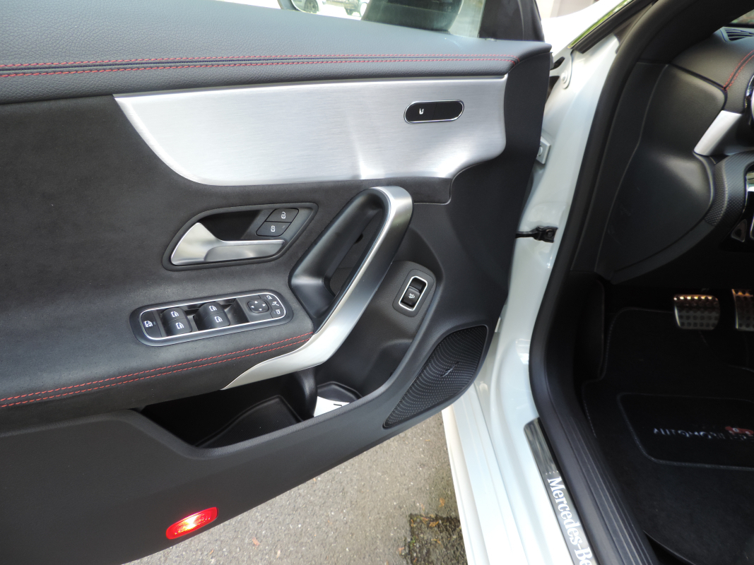 Mercedes Classe CLA — 31